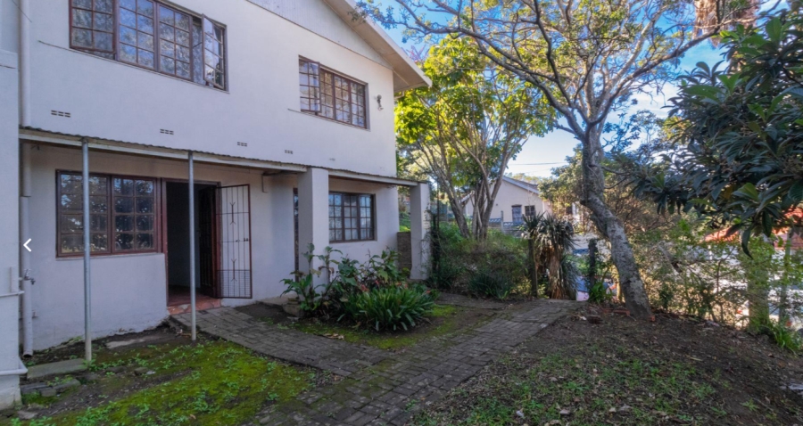 5 Bedroom Property for Sale in Abbotsford Eastern Cape